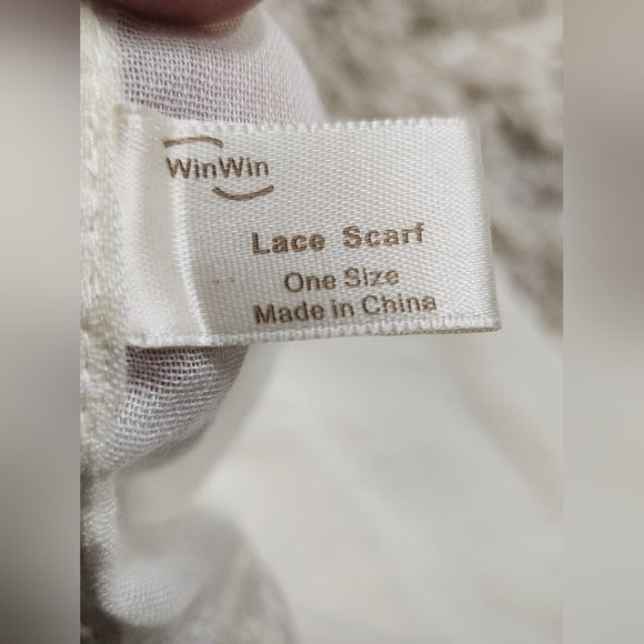 WinWin Womens Cream Ivory Sheer Embroidered Lace Floral Infinity Scarf - Picture 7 of 10